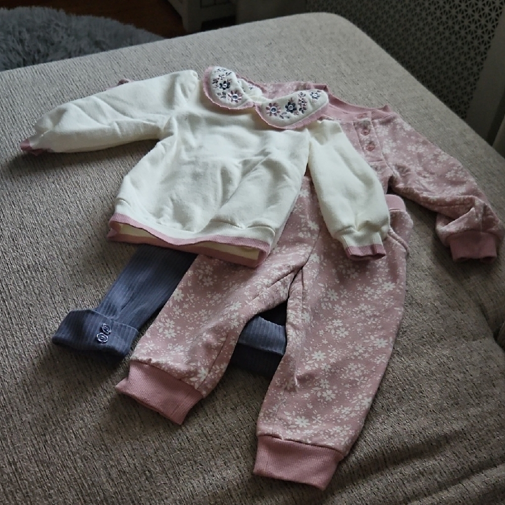 Cynthia Rowley Matching Set Pink and White Cozy Wear
